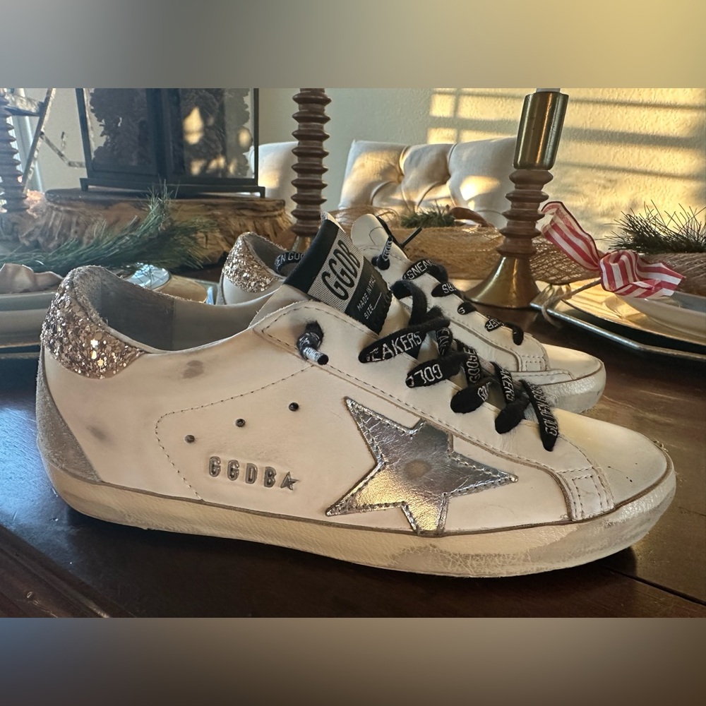 Golden Goose
Superstar Glitter Leather Low-Top Sneakers